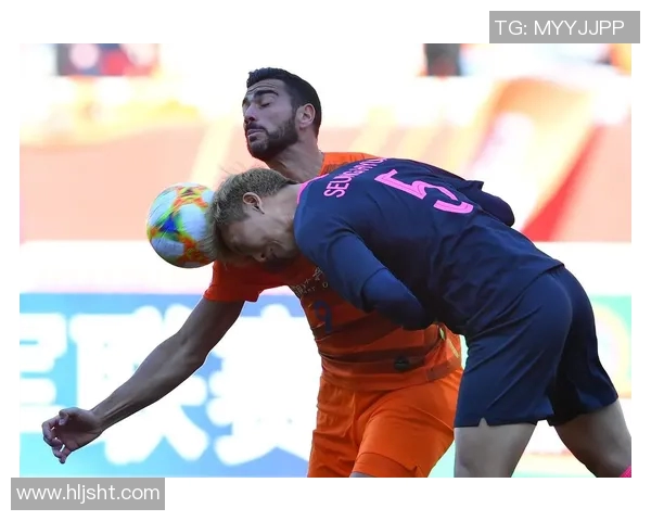 足球明星使用破手机的背后故事揭秘与生活态度分析