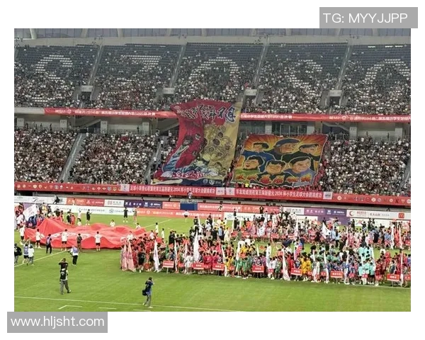 足球明星激情庆祝舞蹈瞬间集锦展现运动魅力与团队精神